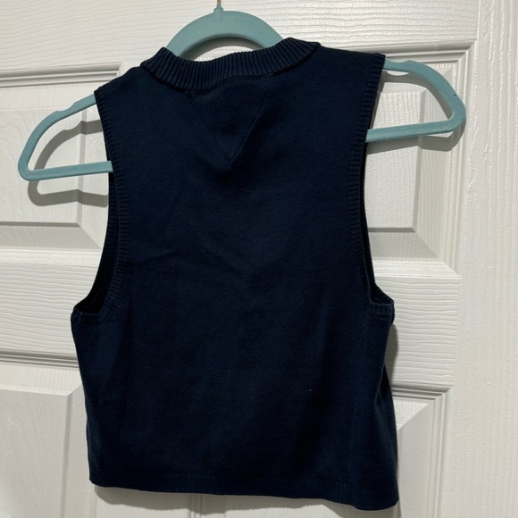 Cropped top - Picture 2 of 3